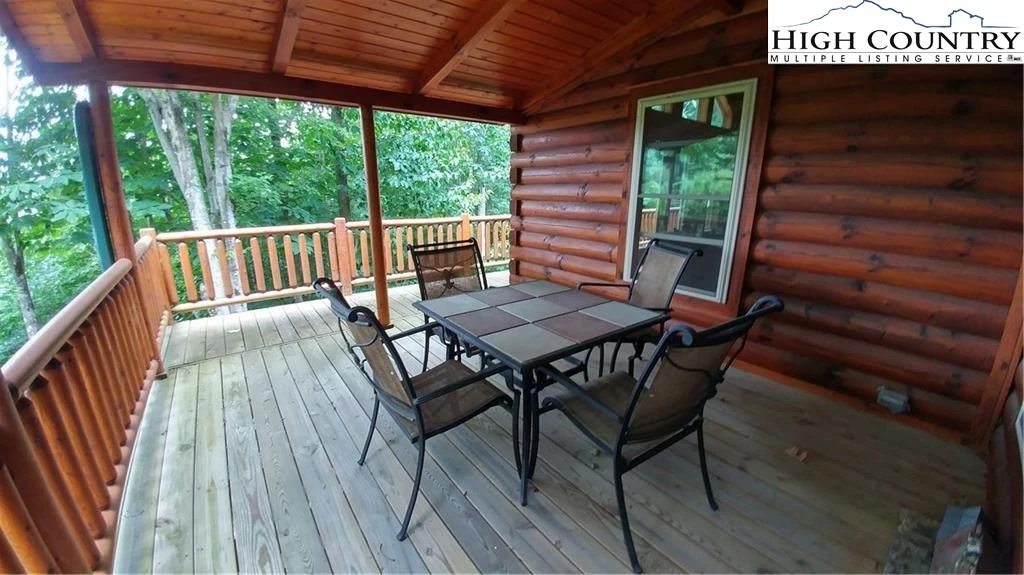 Image number 15 for the current listing