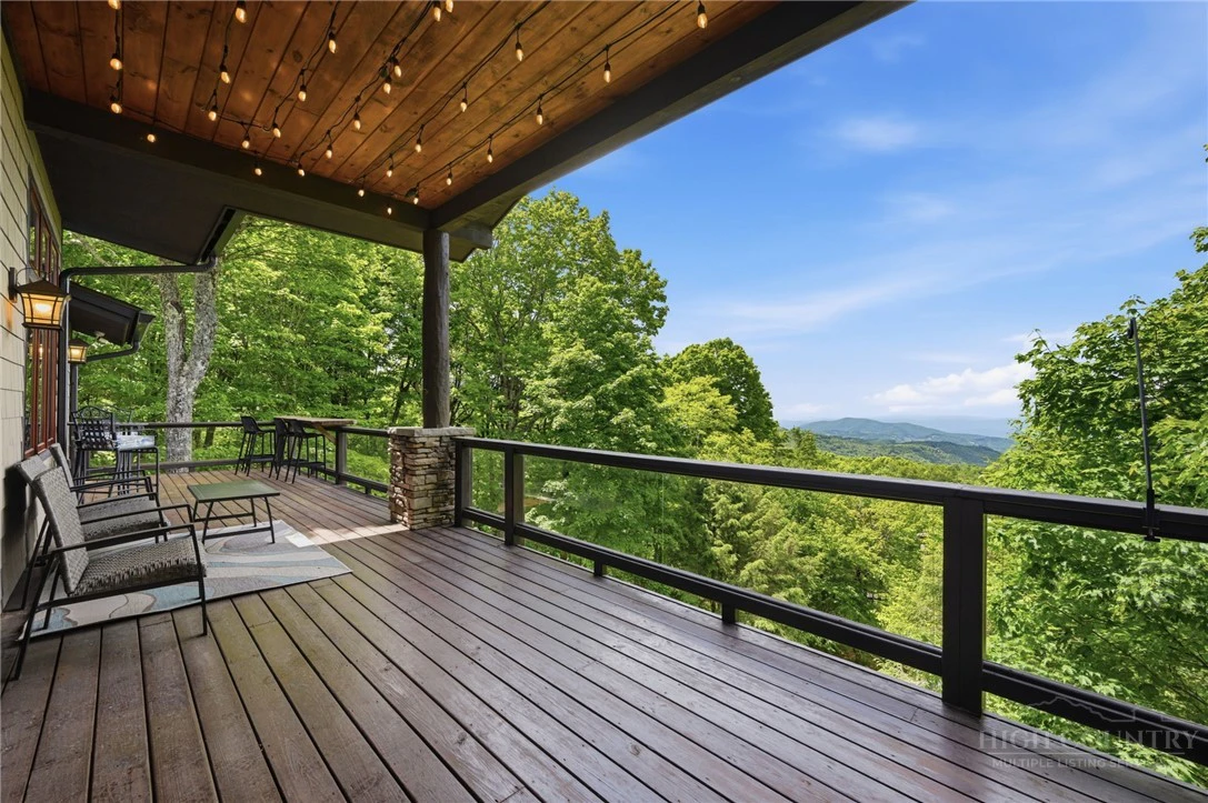 Image number 12 for the current listing