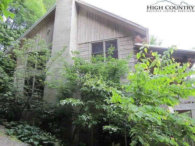 Image number 20 for the current listing