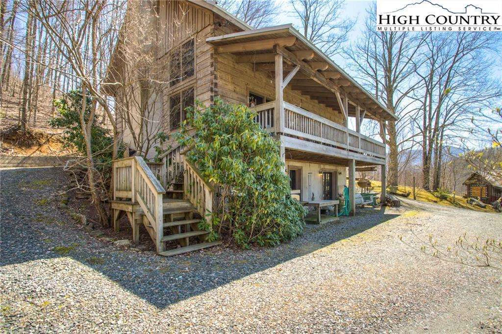 Image number 31 for the current listing
