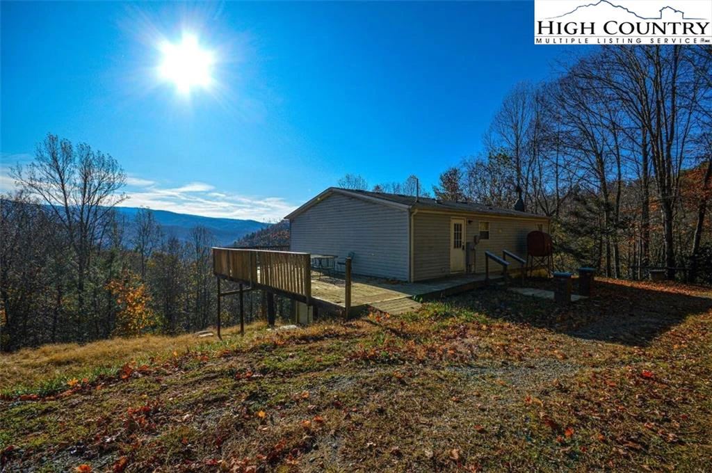 Image number 1 for the current listing