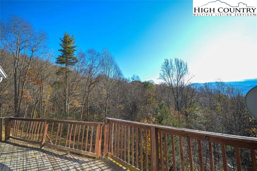 Image number 20 for the current listing
