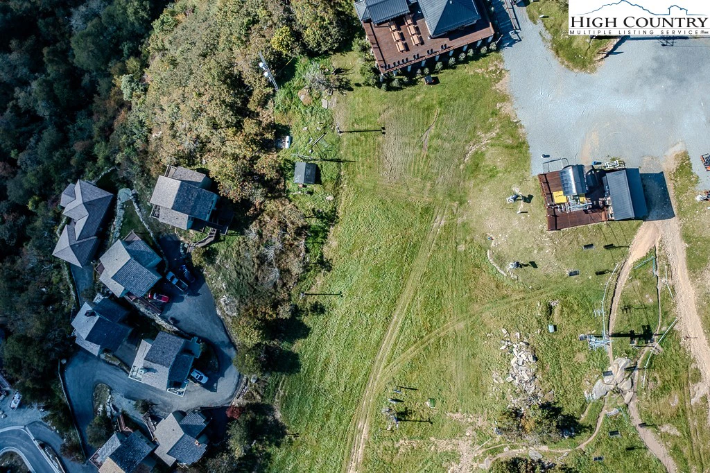 Image number 2 for the current listing