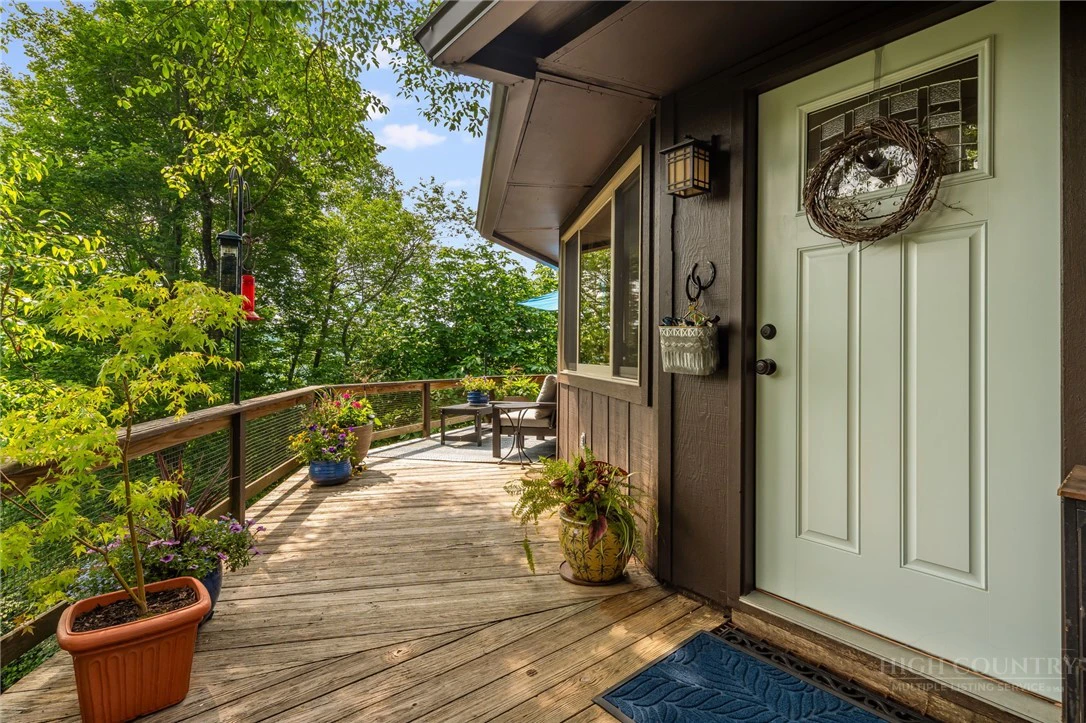 Image number 6 for the current listing
