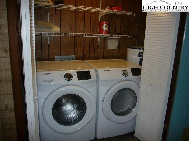 Image number 5 for the current listing