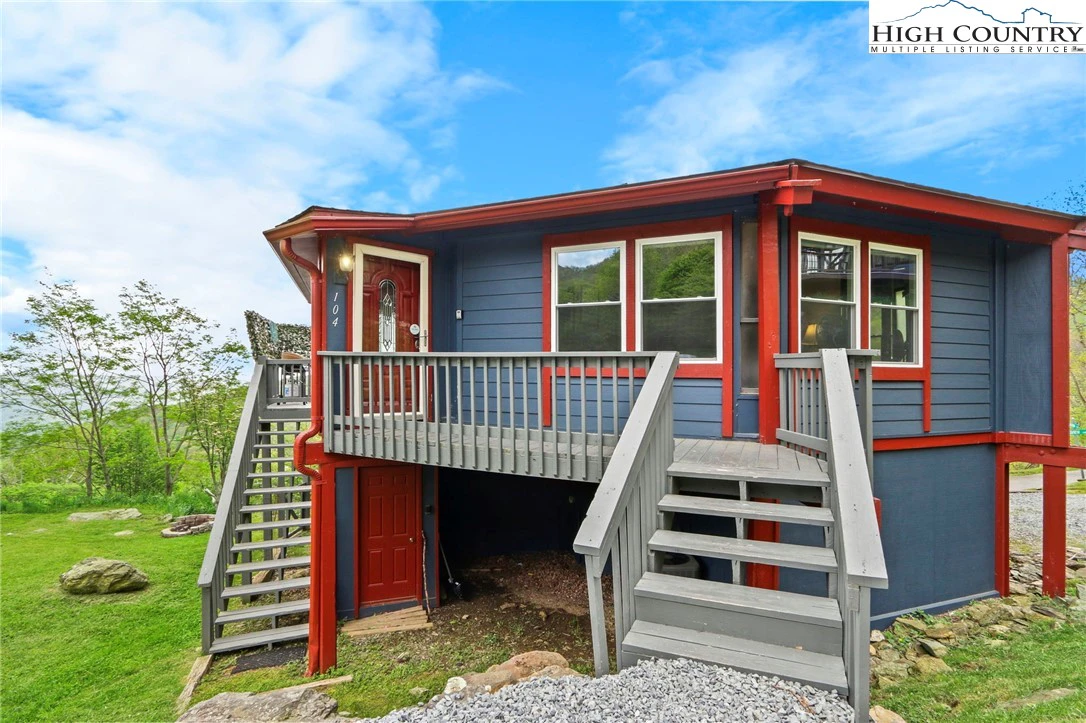 Image number 17 for the current listing