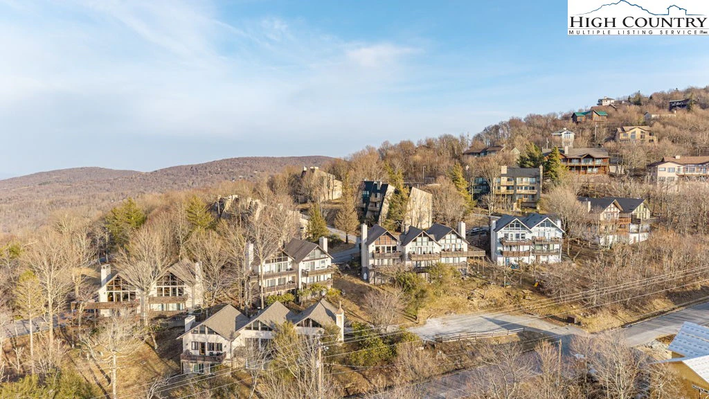 Image number 2 for the current listing