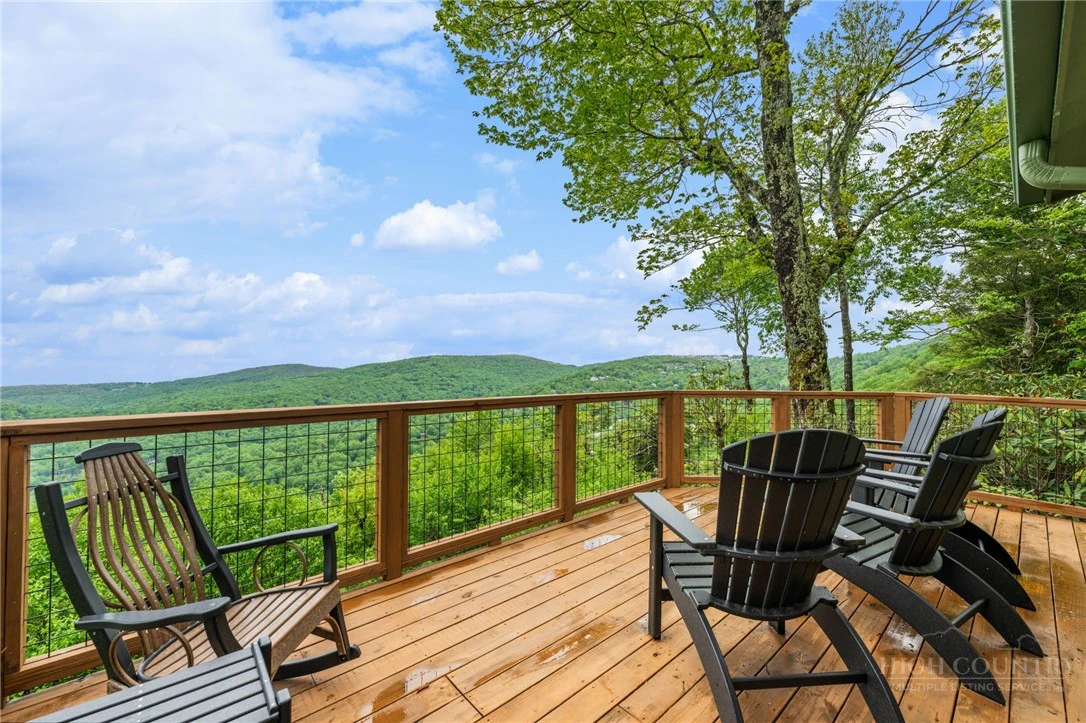 Image number 9 for the current listing