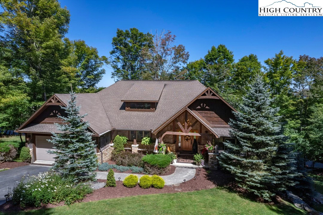 Image number 1 for the current listing