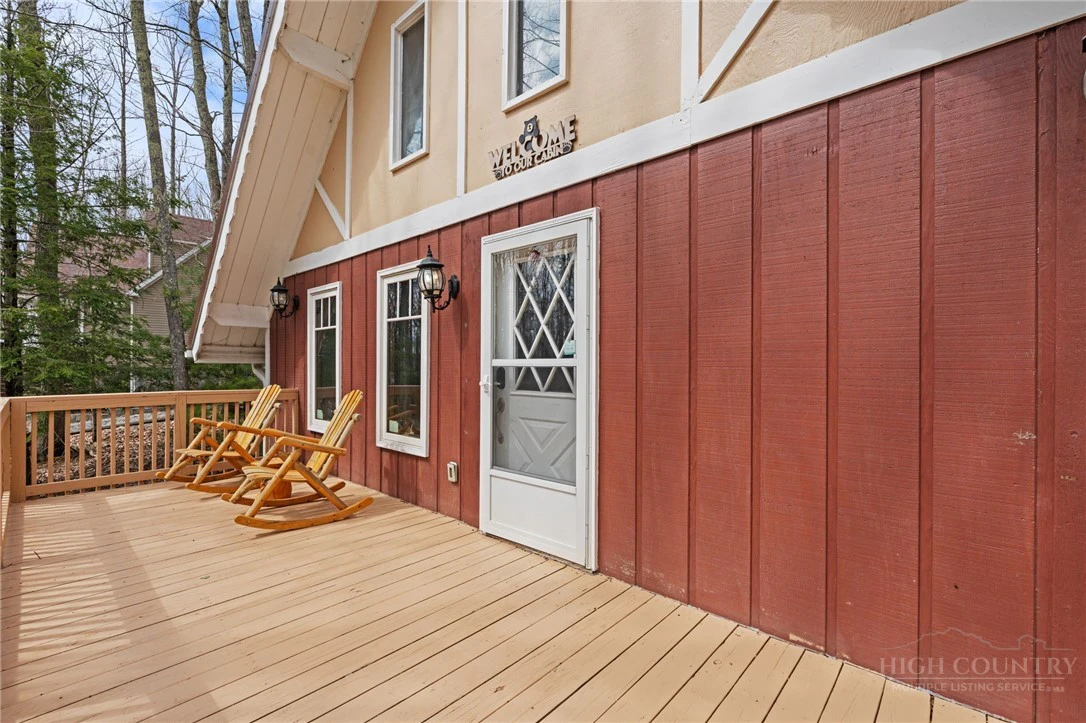 Image number 3 for the current listing