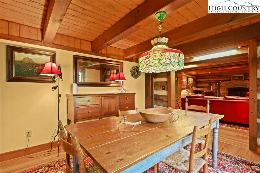 Image number 9 for the current listing