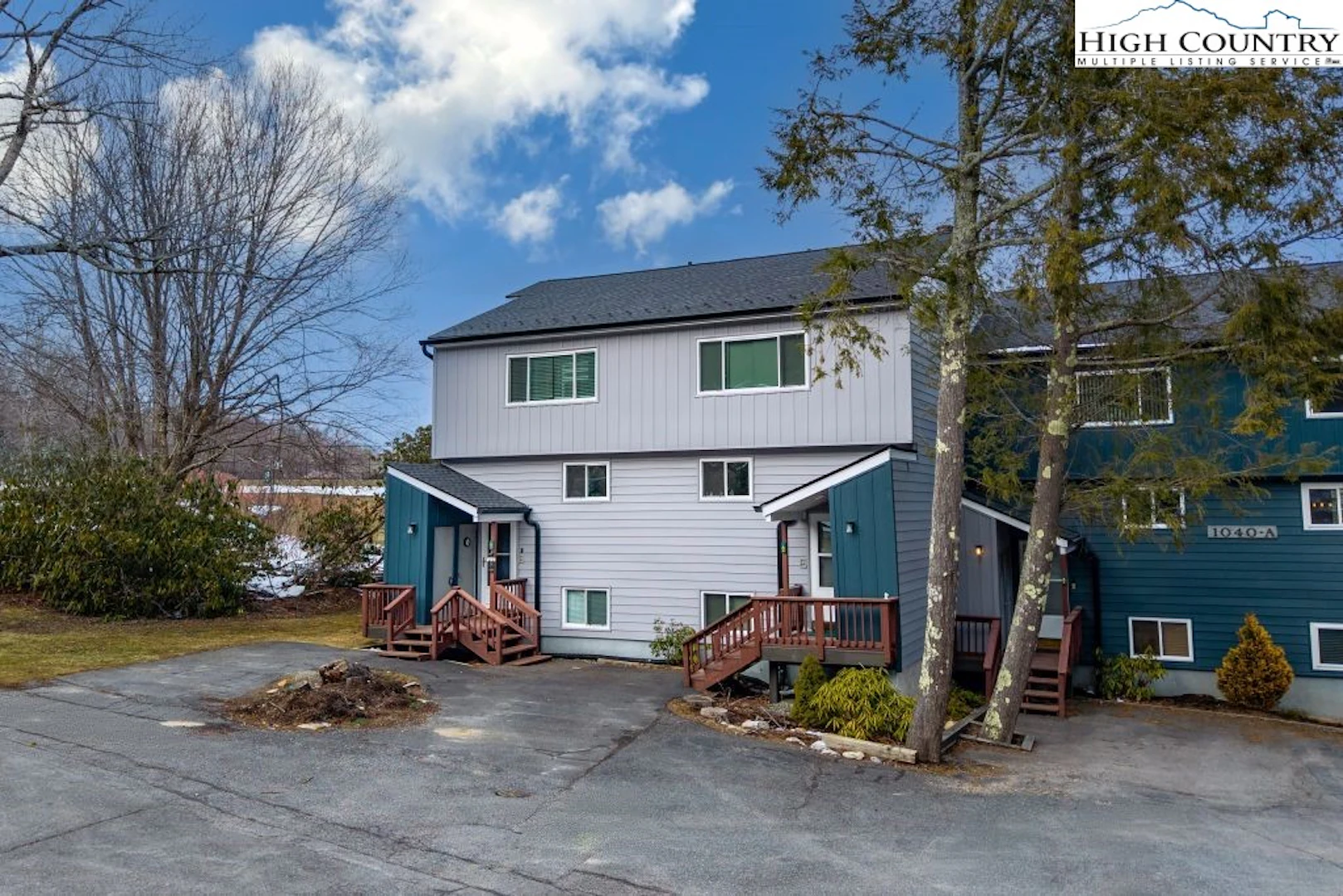 Image number 16 for the current listing