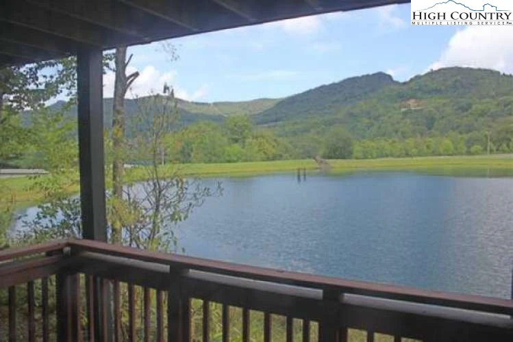 Image number 5 for the current listing