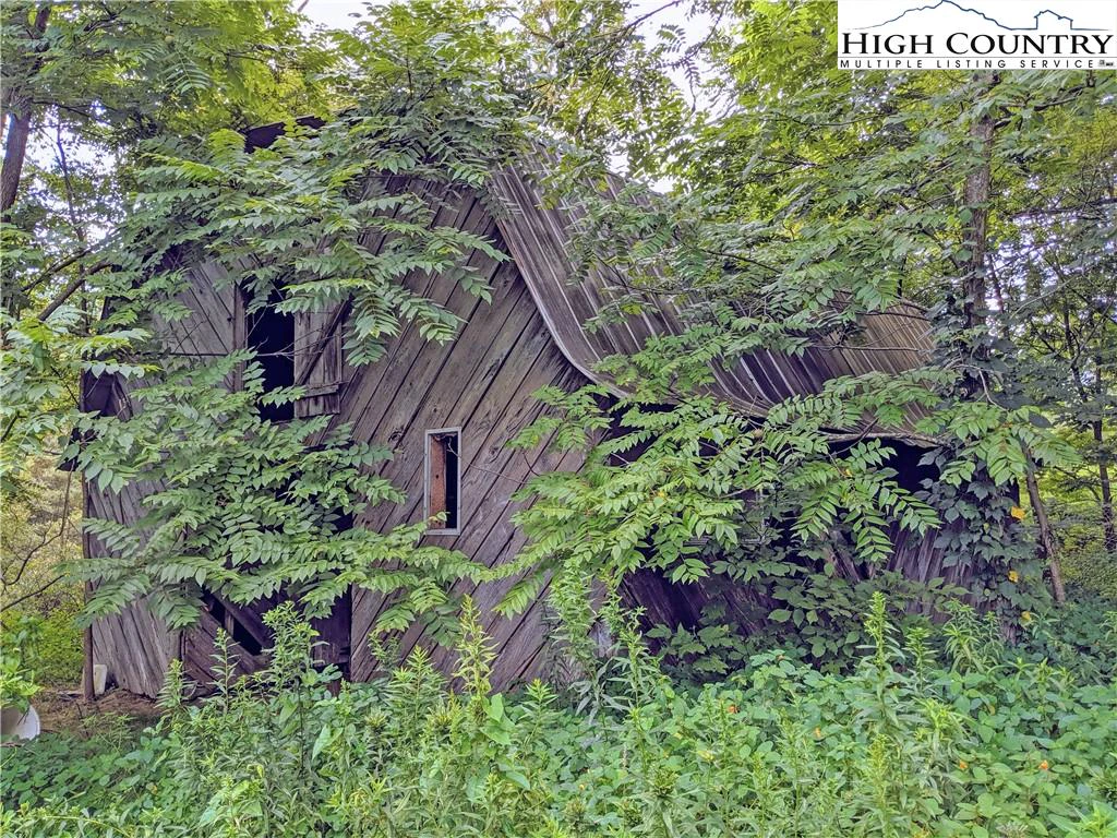 Image number 10 for the current listing