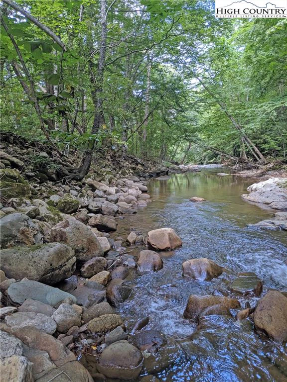 Image number 5 for the current listing