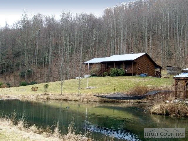 Image number 7 for the current listing