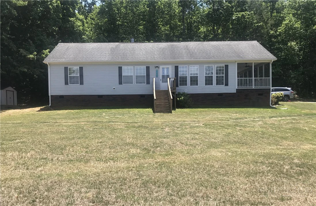Image number 1 for the current listing