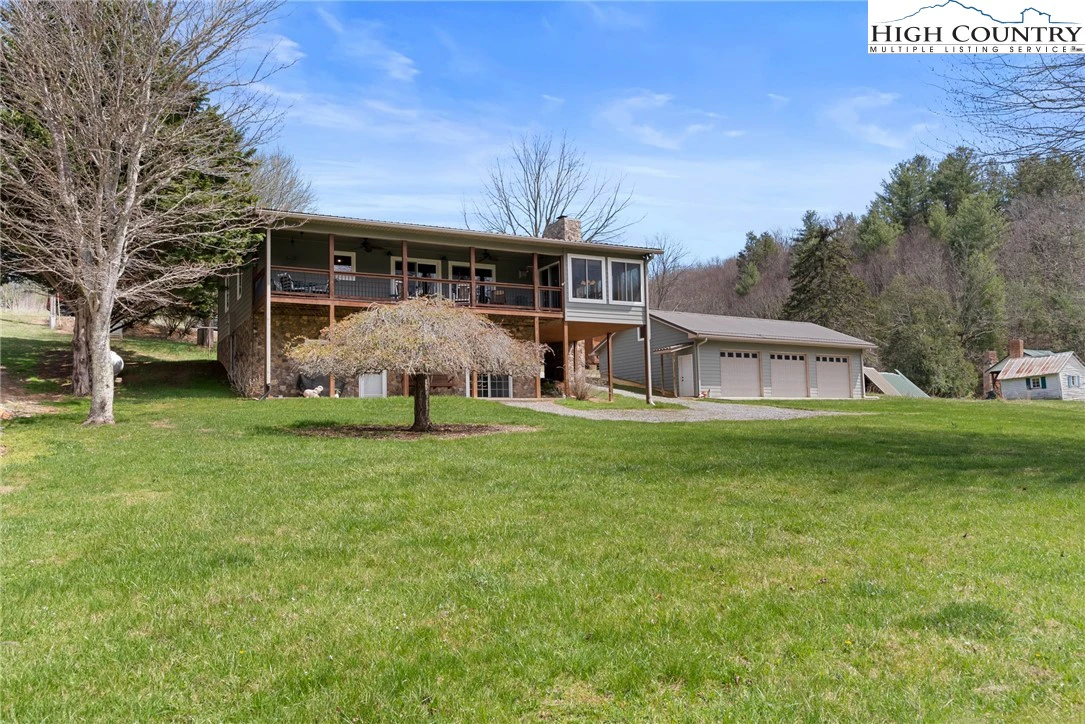 Image number 19 for the current listing