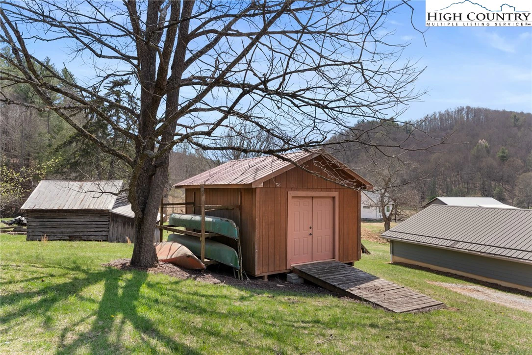 Image number 6 for the current listing