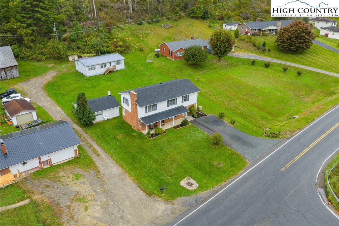 Image number 31 for the current listing
