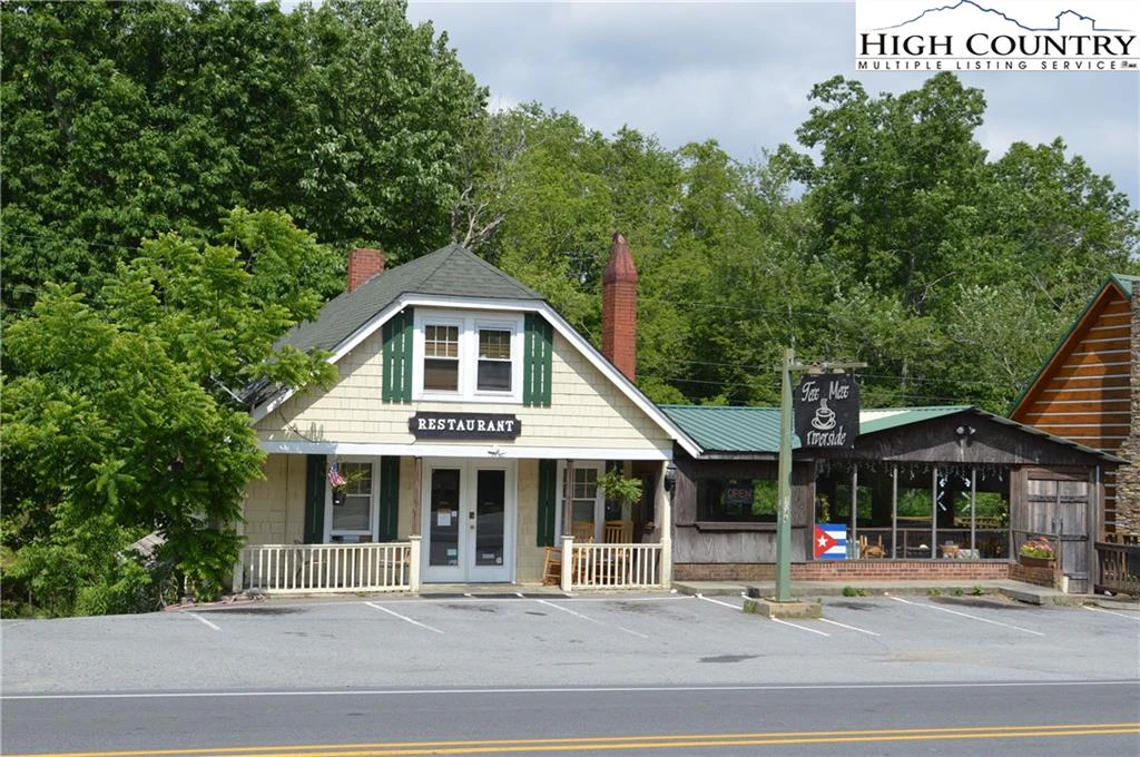 Image number 1 for the current listing