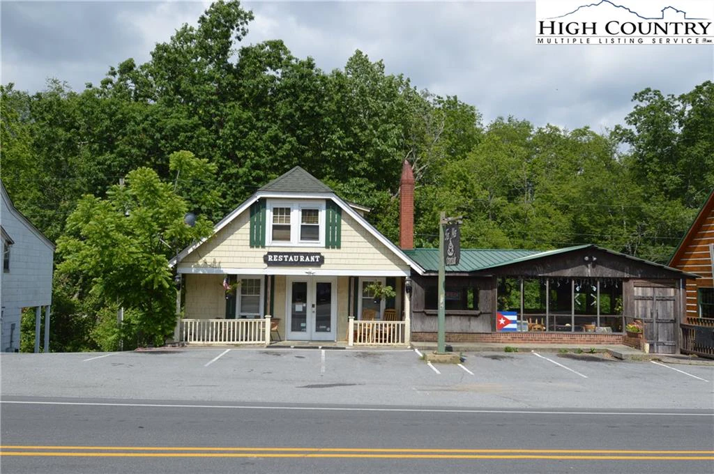 Image number 4 for the current listing