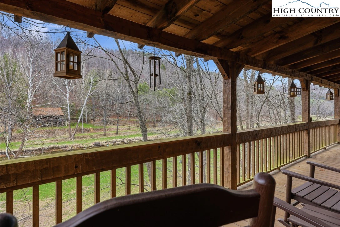 Image number 8 for the current listing