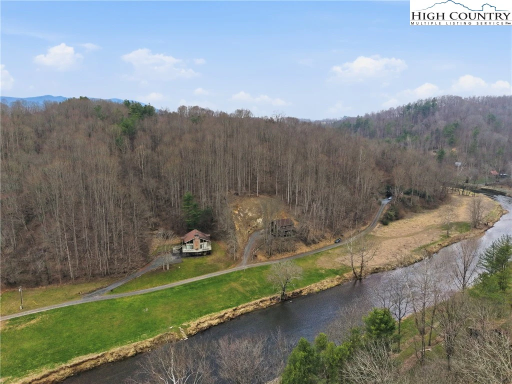 Image number 15 for the current listing
