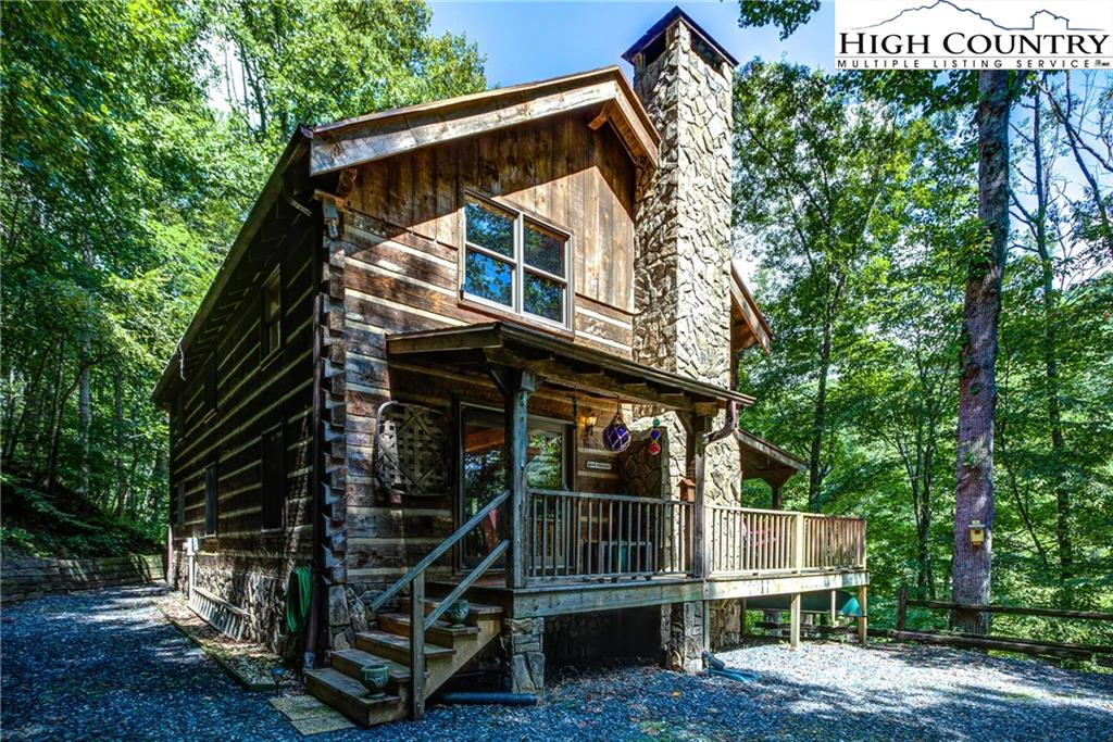 Image number 1 for the current listing