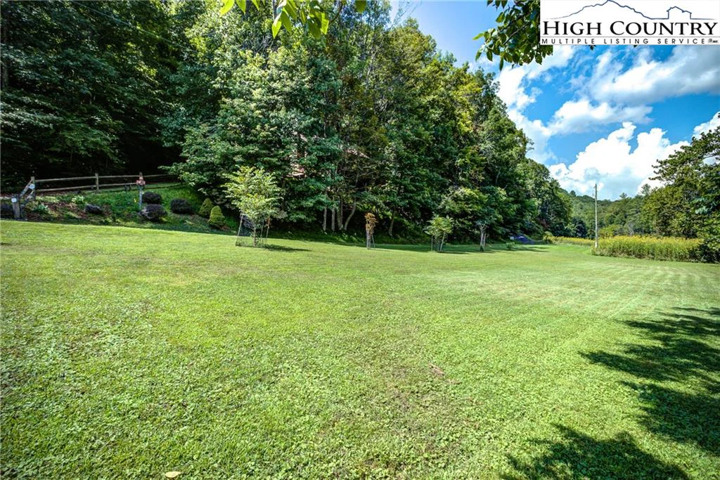 Image number 7 for the current listing