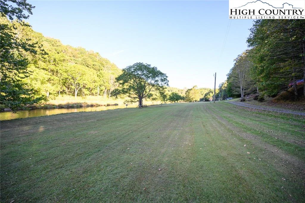 Image number 16 for the current listing