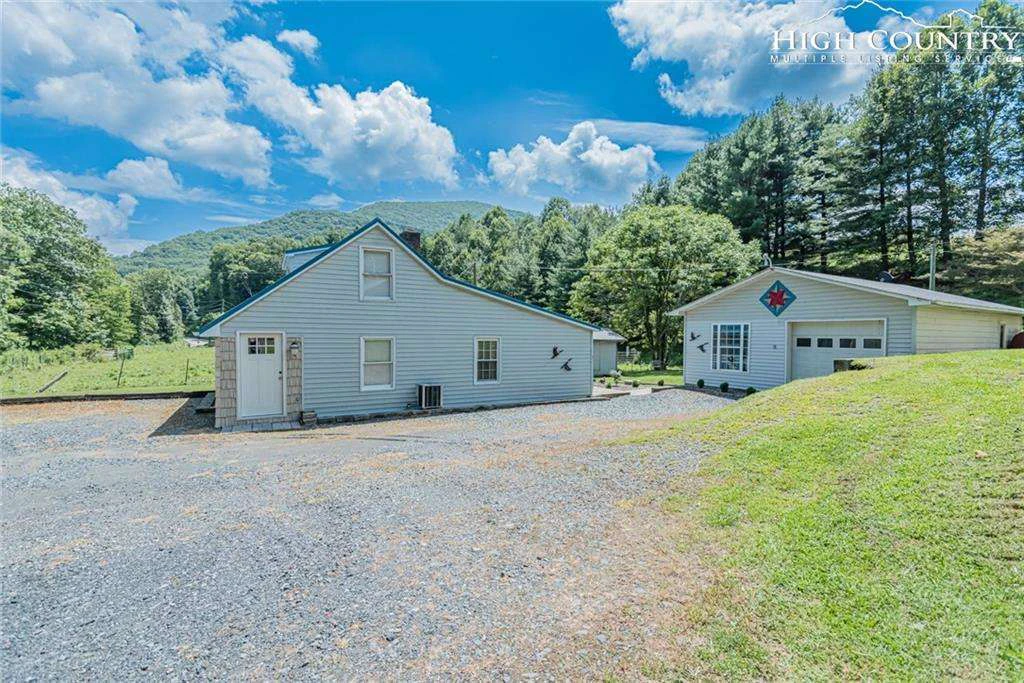 Image number 12 for the current listing