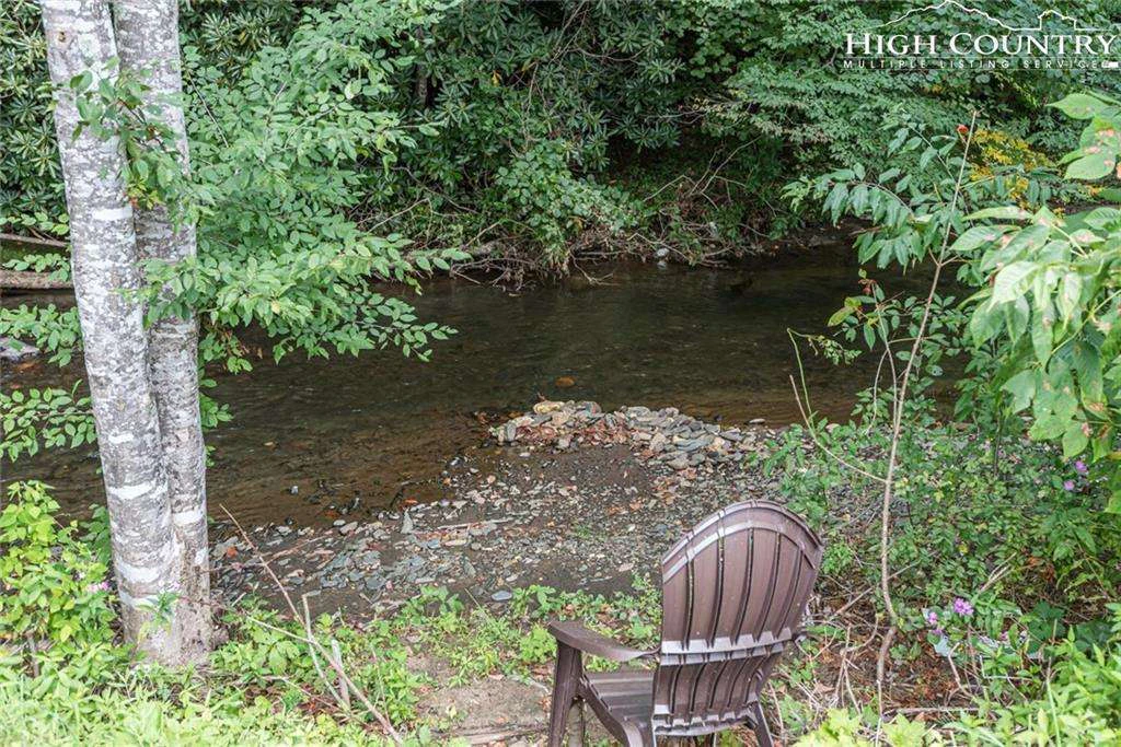 Image number 7 for the current listing