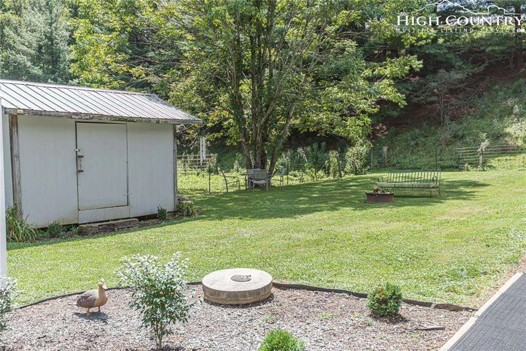 Image number 10 for the current listing