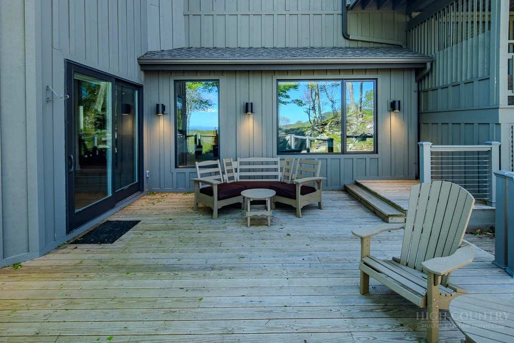 Image number 7 for the current listing