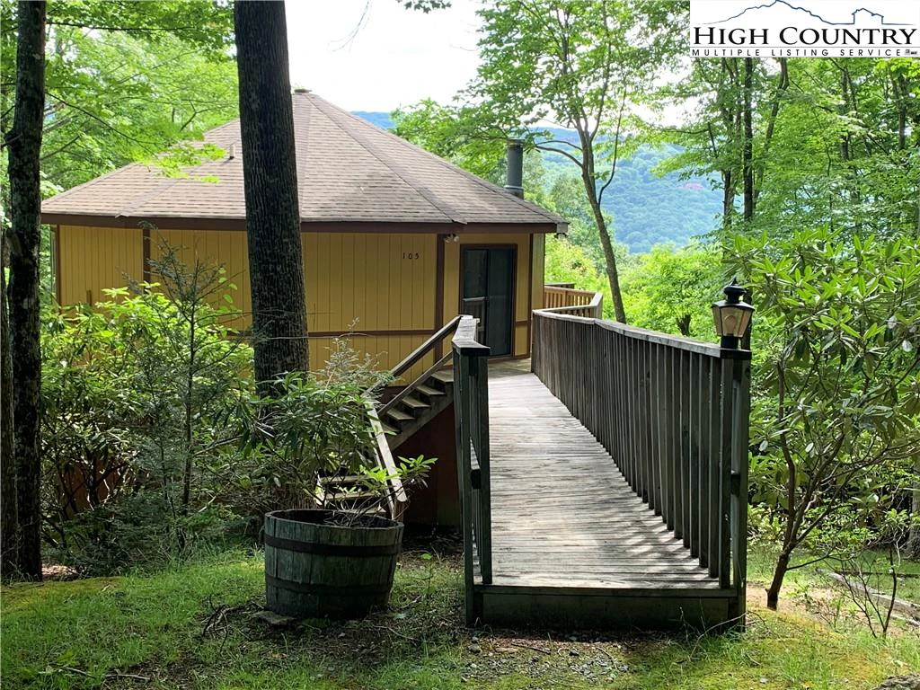 Image number 1 for the current listing