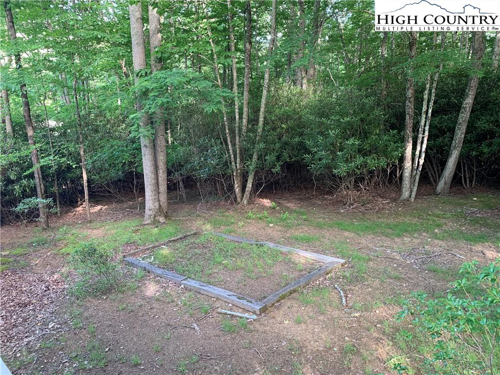 Image number 9 for the current listing