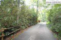 Image number 4 for the current listing