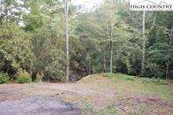 Image number 9 for the current listing