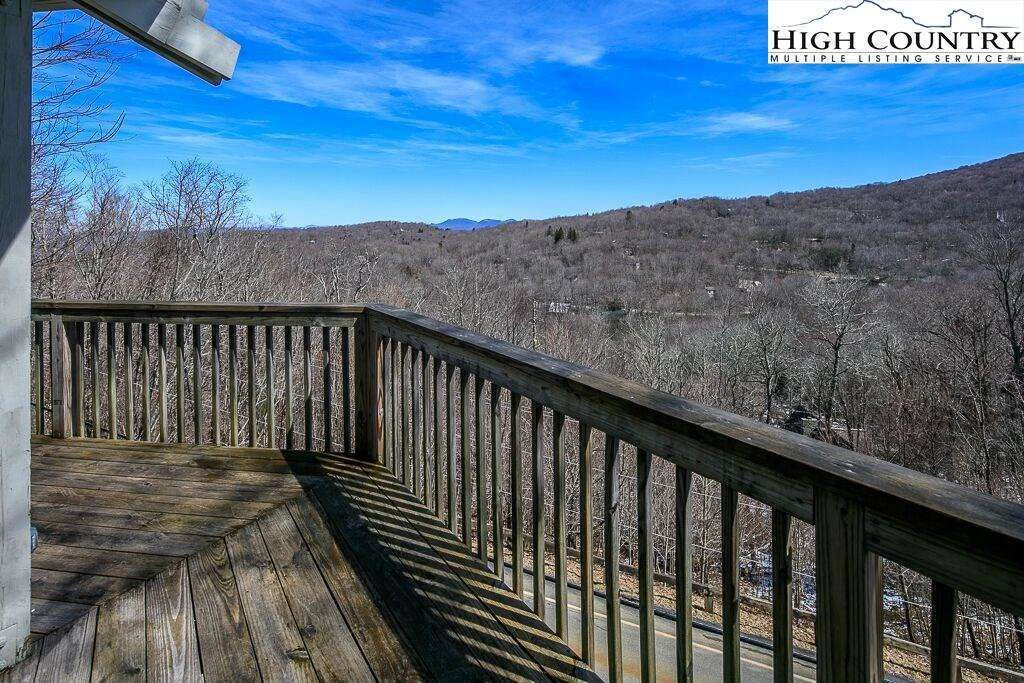 Image number 12 for the current listing