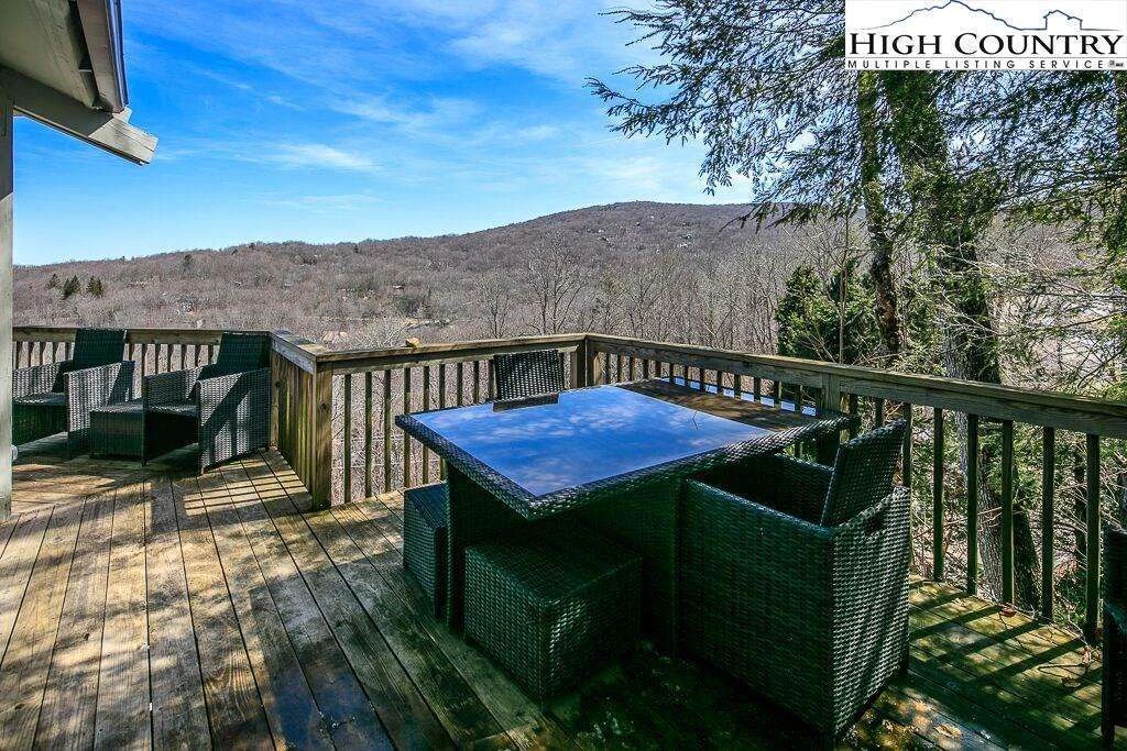Image number 3 for the current listing