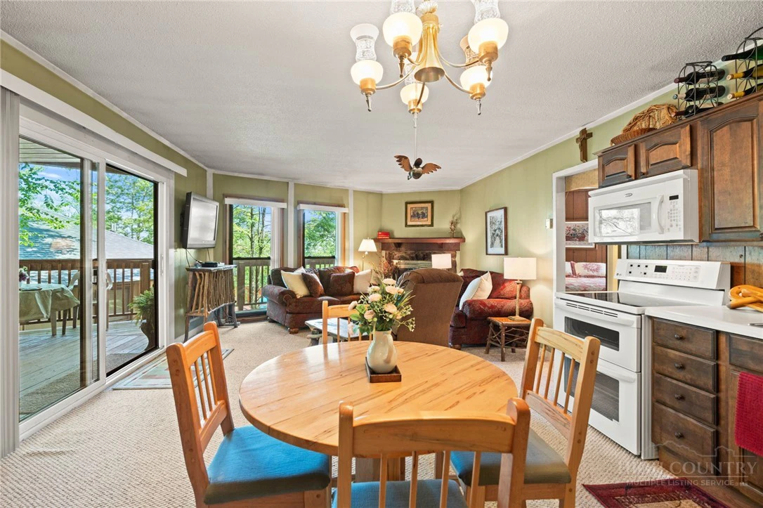 Image number 16 for the current listing
