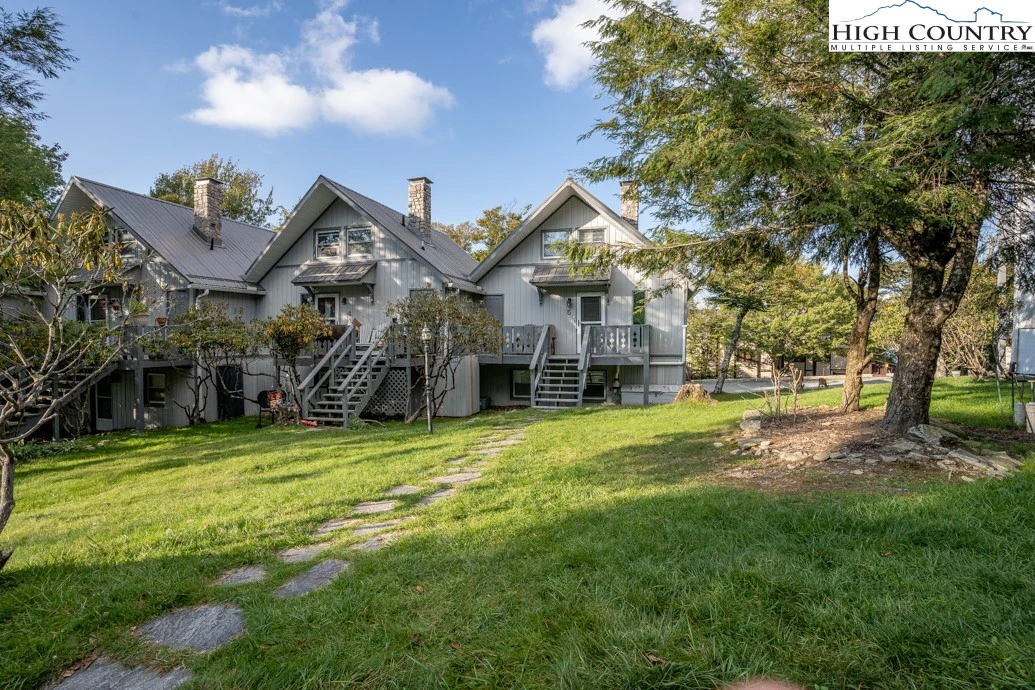 Image number 2 for the current listing