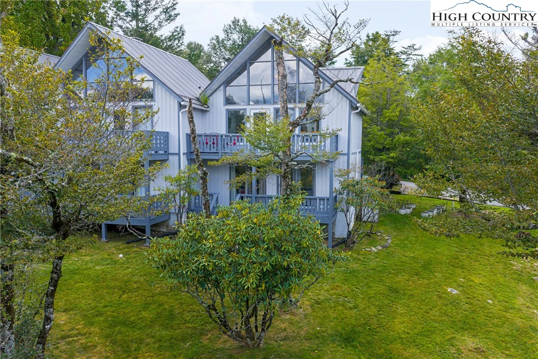 Image number 18 for the current listing