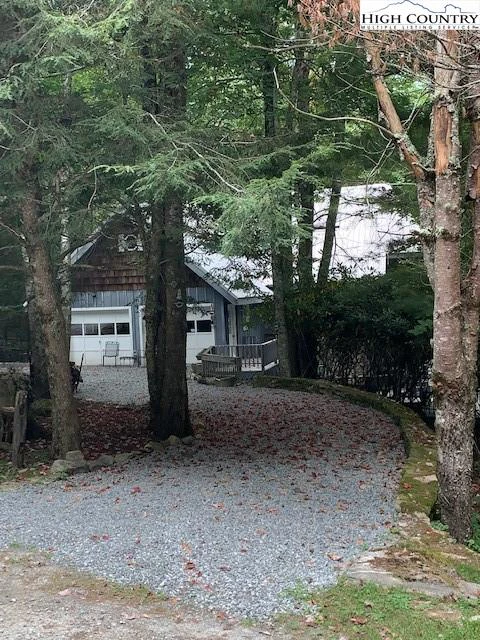 Image number 5 for the current listing