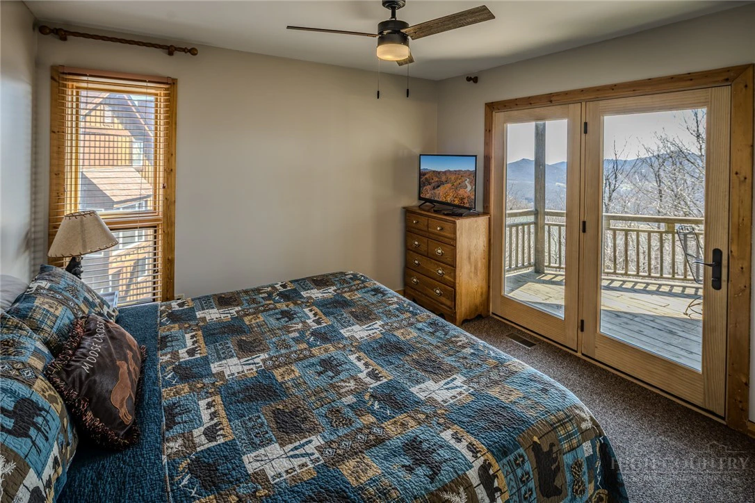 Image number 7 for the current listing