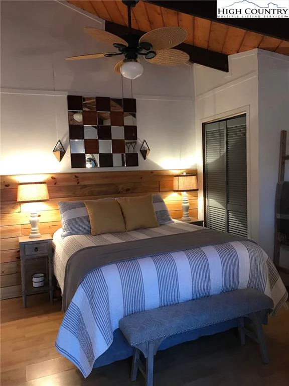 Image number 6 for the current listing