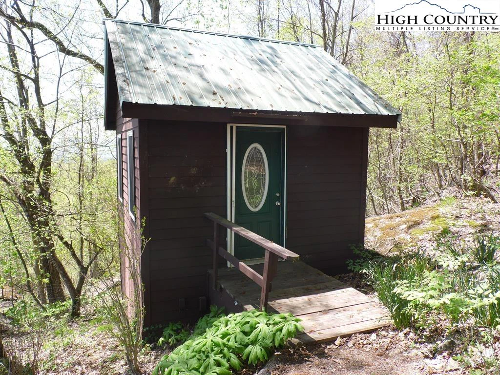 Image number 6 for the current listing