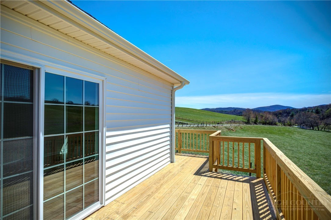 Image number 7 for the current listing