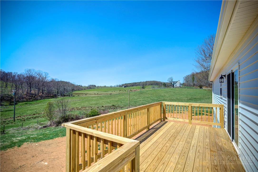 Image number 20 for the current listing